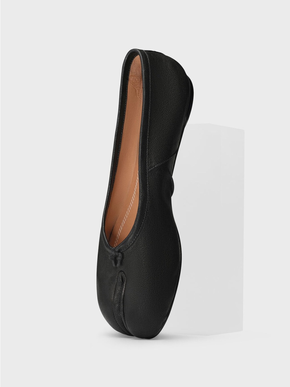 Maison Martin Margiela Black Tabi Ballerina Flats - Picture 2 of 6
